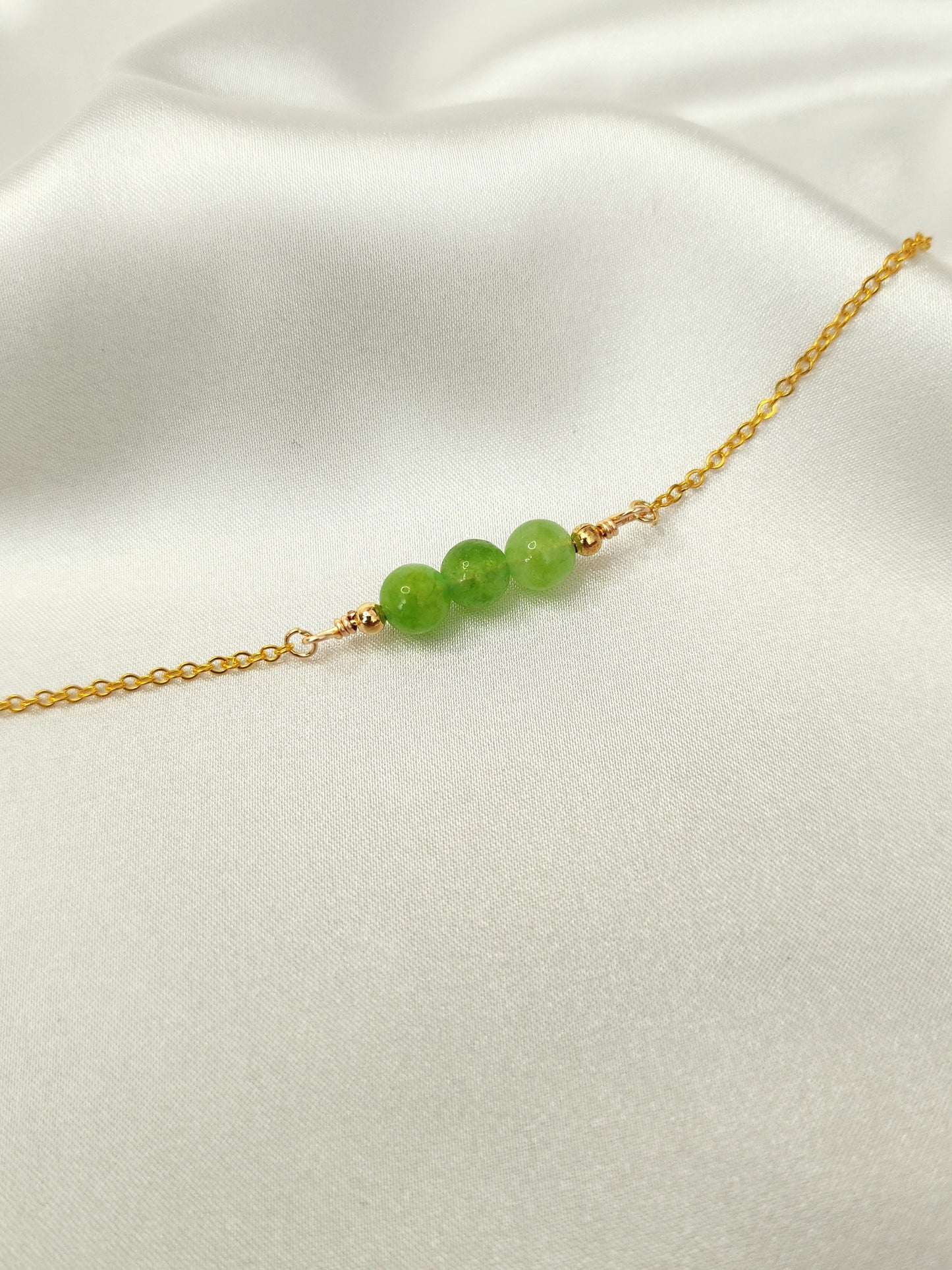 Loveliev August Peridot crystal bracelet