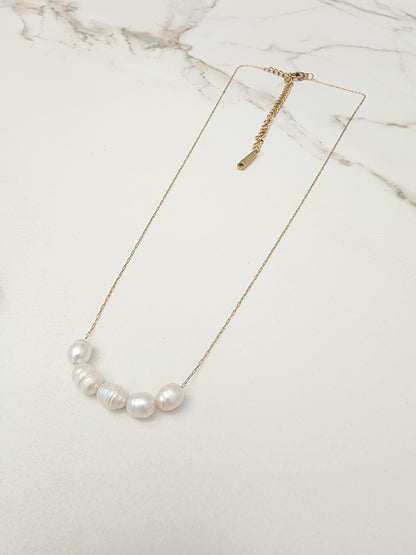 Loveliev Dainty Pearl Necklace