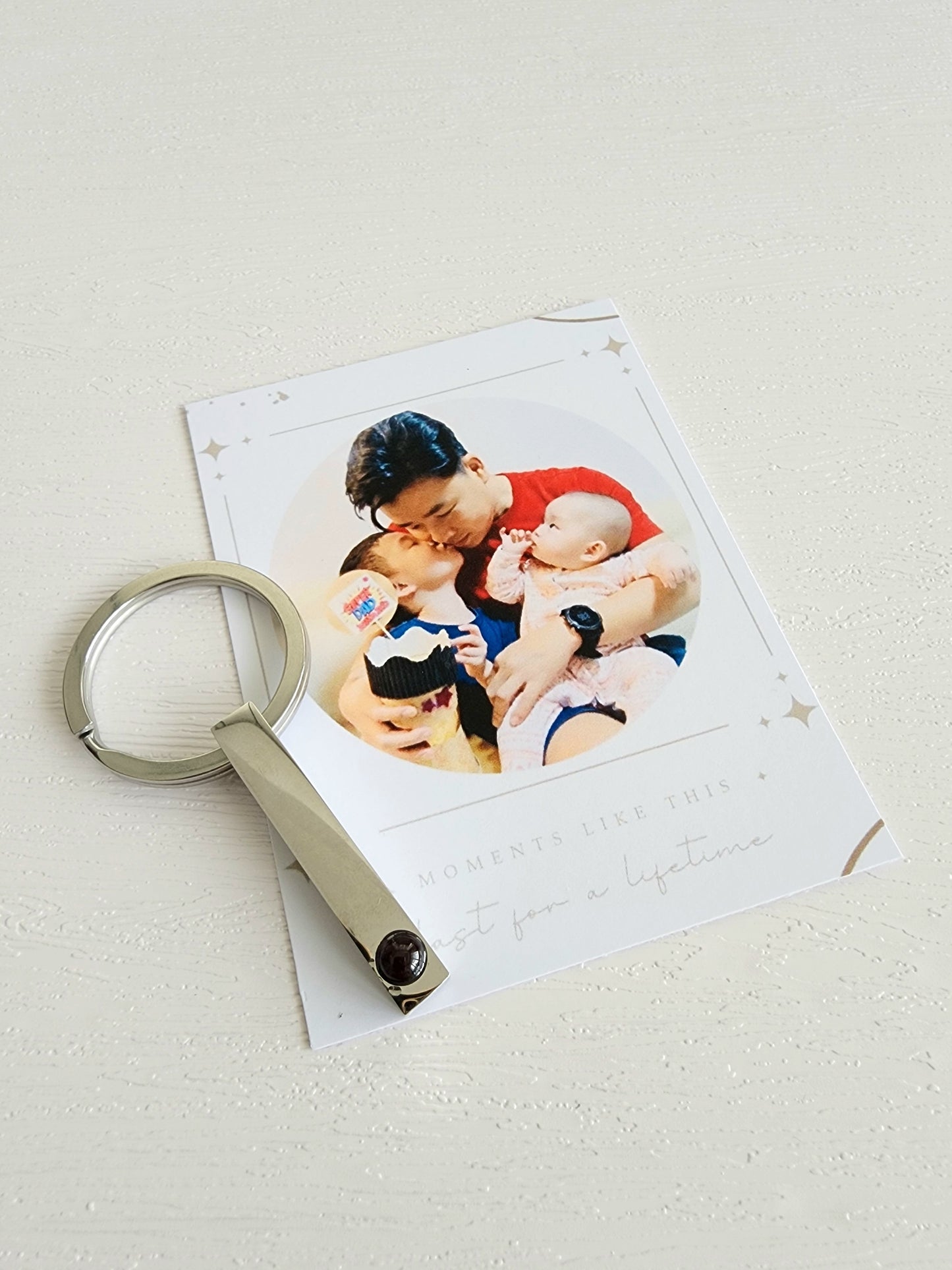 loveliev personalized bar photo keychain